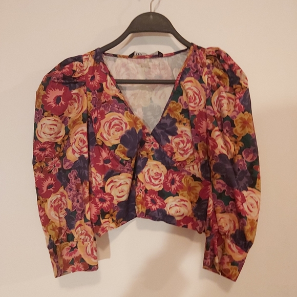 Top - Picture 4 of 5